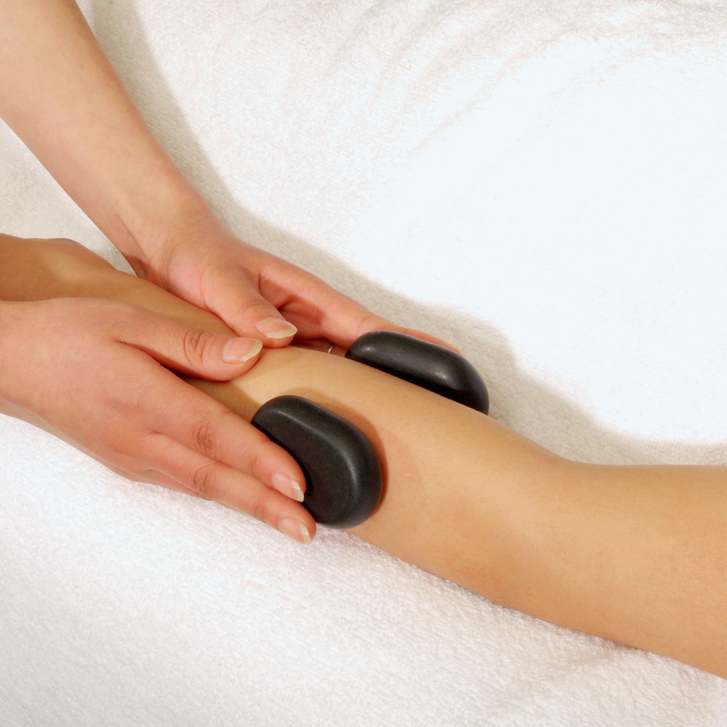 Master Massage 18-delige hotstone-set massagestenen van basaltsteen met elegante bamboekist