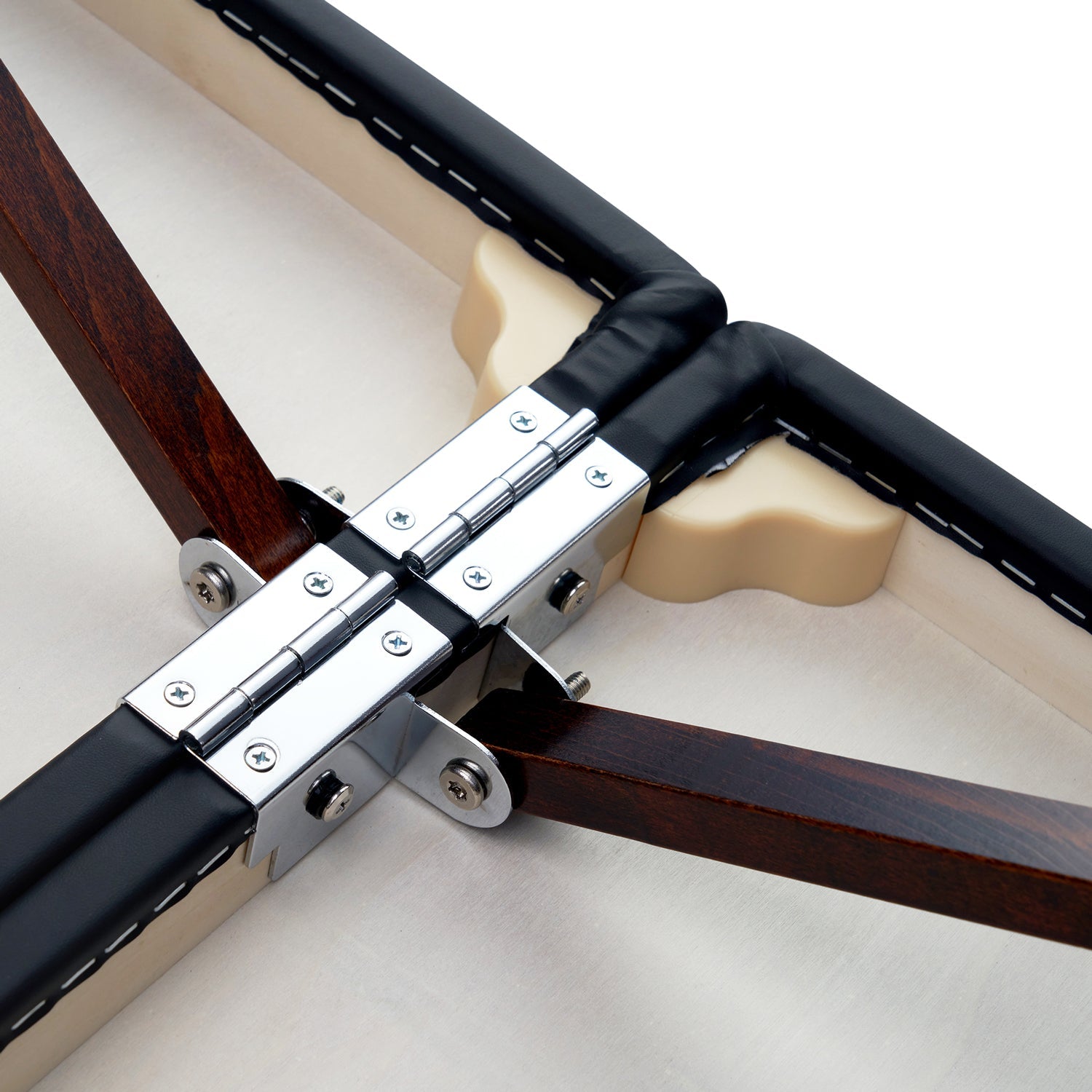 Massagetafel Massagebank Massagebed Massagetafel inklapbare massagetafel Mobiele massagetafel Therapietafel Behandeltafel koffermodel massagetafel Behandelbank draagbare massagetafel Massagetafels voor huisbezoek in hoogte verstelbare massagebank Cosmetische behandelbank Professionele massagetafel Massagetafel opklapbare behandelbank Verzorgingstafel Tatoeagetafel Onderzoekstafel