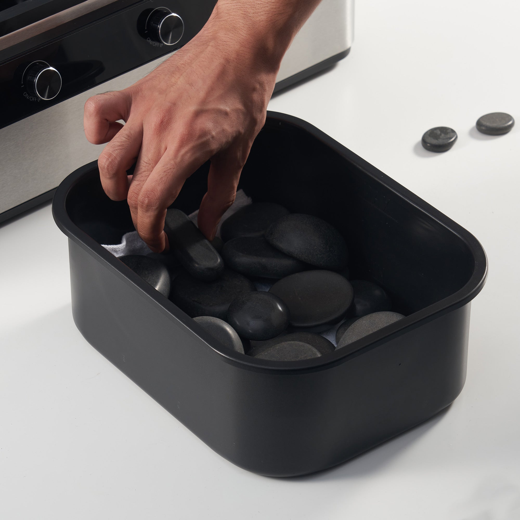Massagesteen flessenwarmer voor het verwarmen van massageolie wellnessmassage Thaise massage salon- en spa-apparatuur, massageolieverwarmer, massageolieverwarmer voor massagetherapie, oliën voor ontspannende spa-massages, massageolie, verwarmingsapparaat voor massageolie, massagetherapie, massagesteenverwarmer, verwarmer voor warme stenen, verwarmingsapparaat voor warme stenen, verwarmingsapparaat voor warme stenen, warme steen, verwarmer voor warme stenen