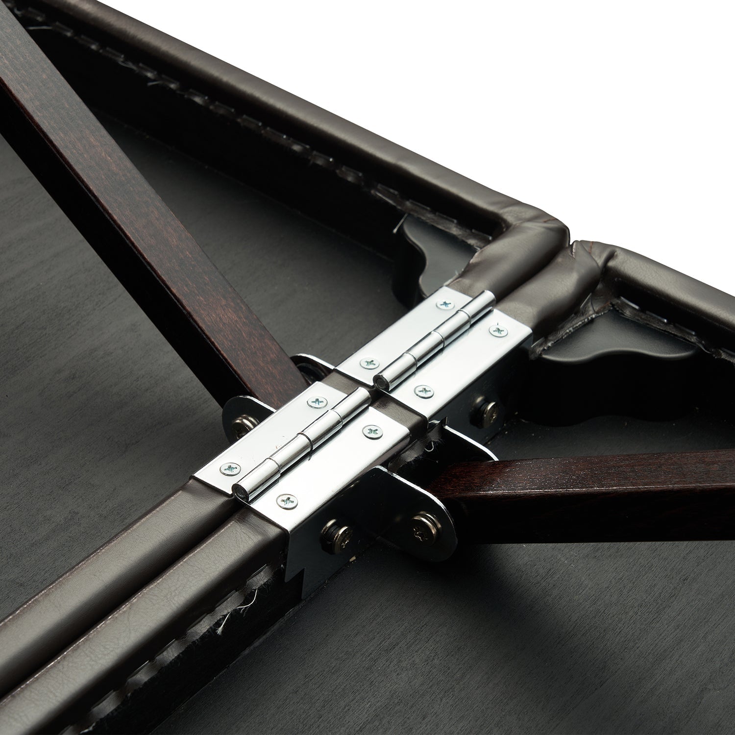 Massagetafel Massagebank Massagebed Massagetafel inklapbare massagetafel Mobiele massagetafel Therapietafel Behandeltafel koffermodel massagetafel Behandelbank draagbare massagetafel Massagetafels voor huisbezoek in hoogte verstelbare massagebank Cosmetische behandelbank Professionele massagetafel Massagetafel opklapbare behandelbank Verzorgingstafel Tatoeagetafel Onderzoekstafel